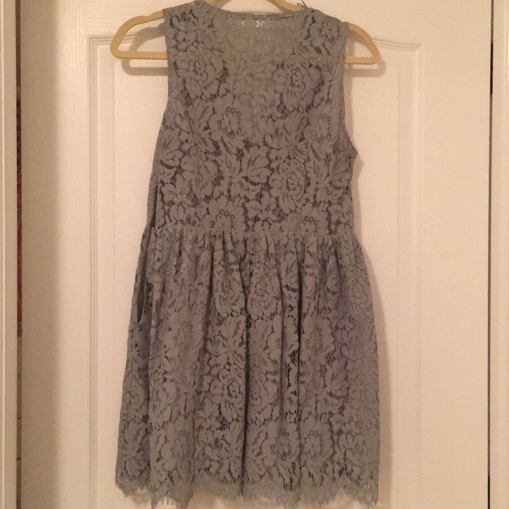 TOBI DRESS - Picture 3 of 4
